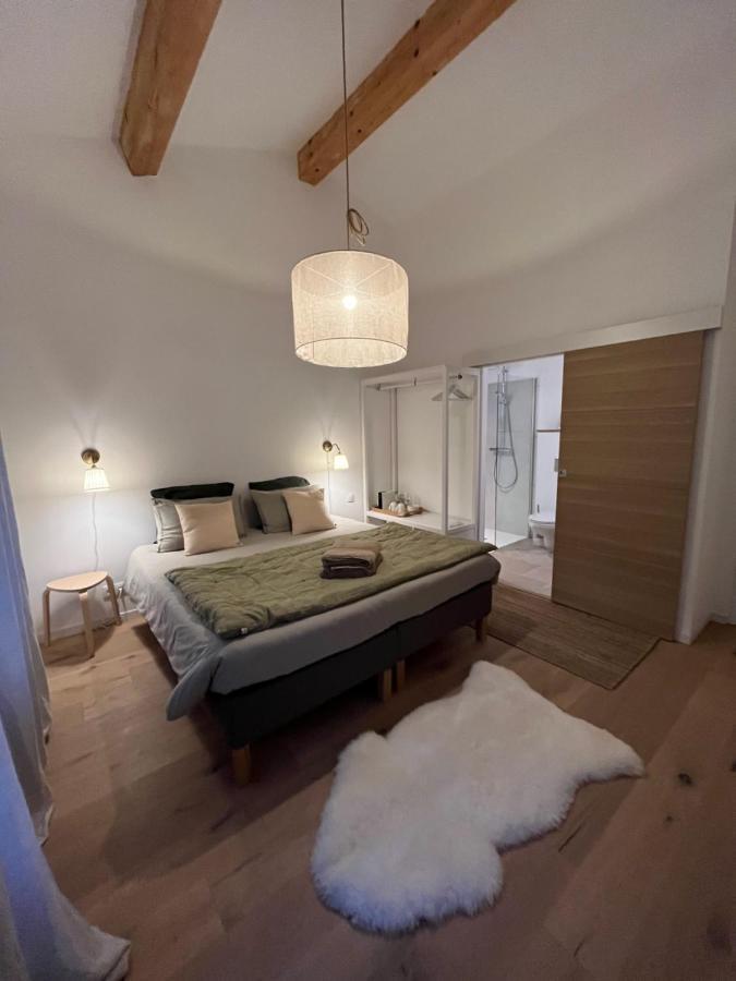 La Bergerie Du Roy-Chambres D'Hotes- Rognes Dış mekan fotoğraf